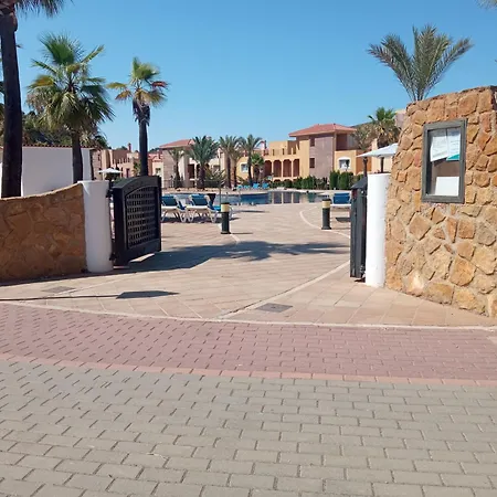 Апартаменти Elio Club 4, Golf & *