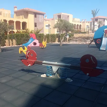 Elio Club 4, Golf & Апартаменти